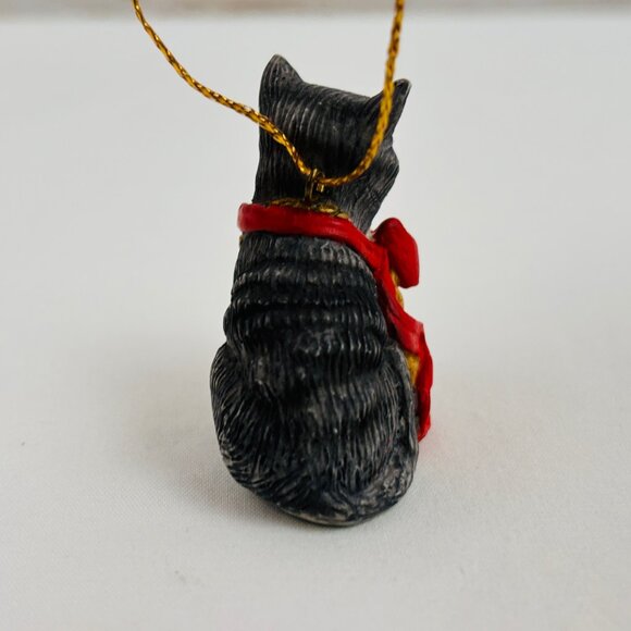 Silver Deer Tom Rubel Christmas Animals Gray Cat with Wreath Ornament - Picture 6 of 10